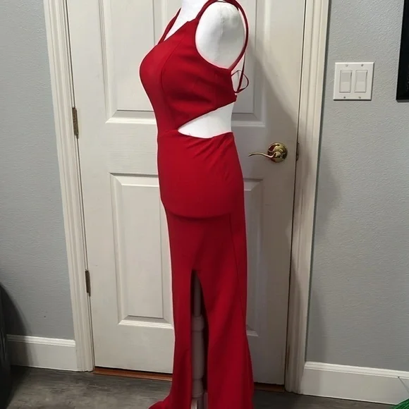 La femme Red Formal Dress Size 0 - Picture 2 of 13